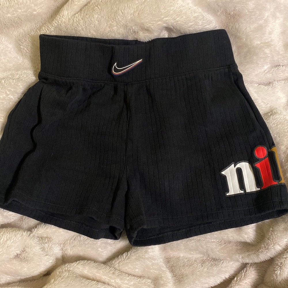 Nike lounge shorts
